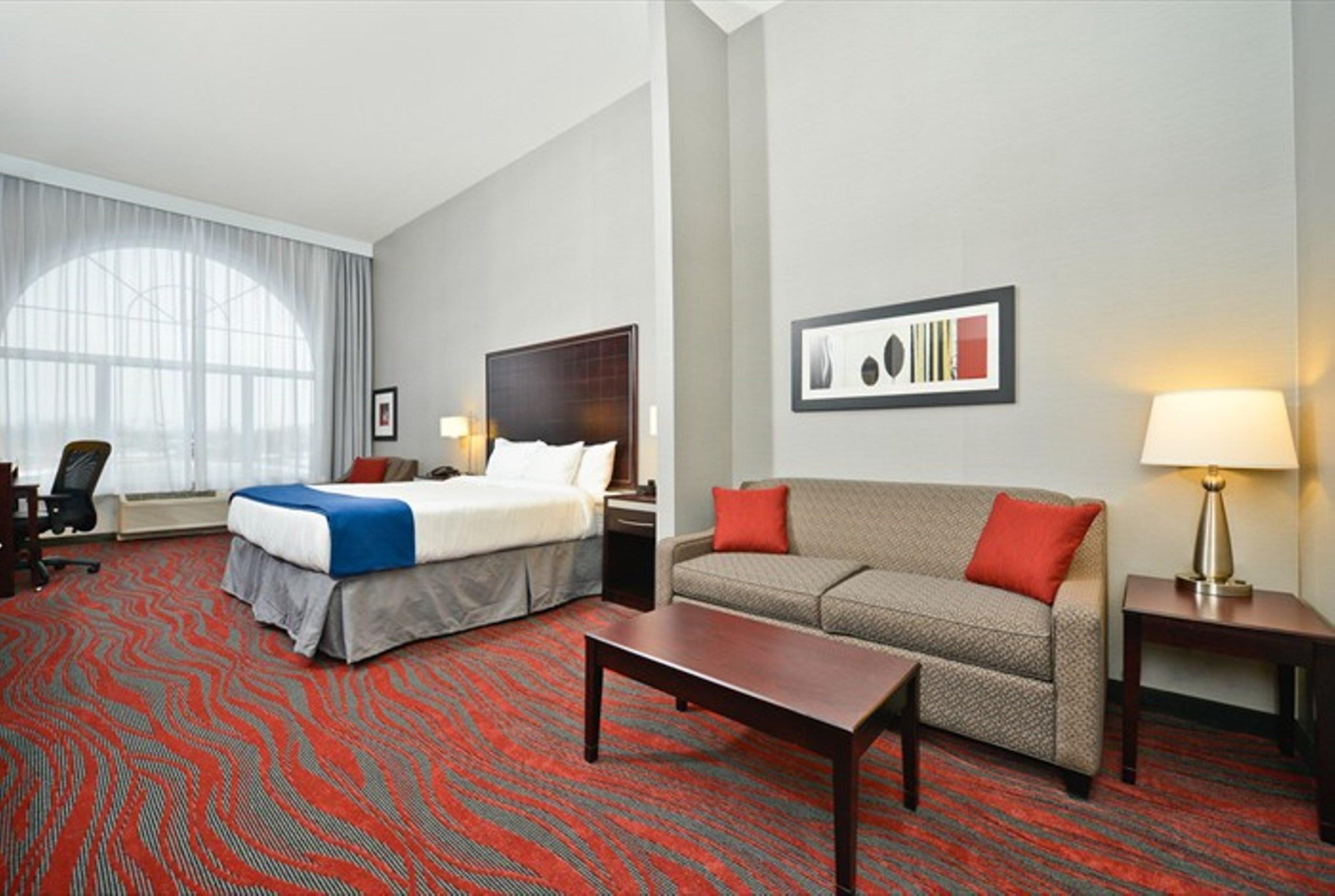 Holiday Inn Express & Suites Utica By Ihg Exterior foto